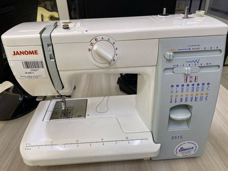 Швейная машина Janome 5515