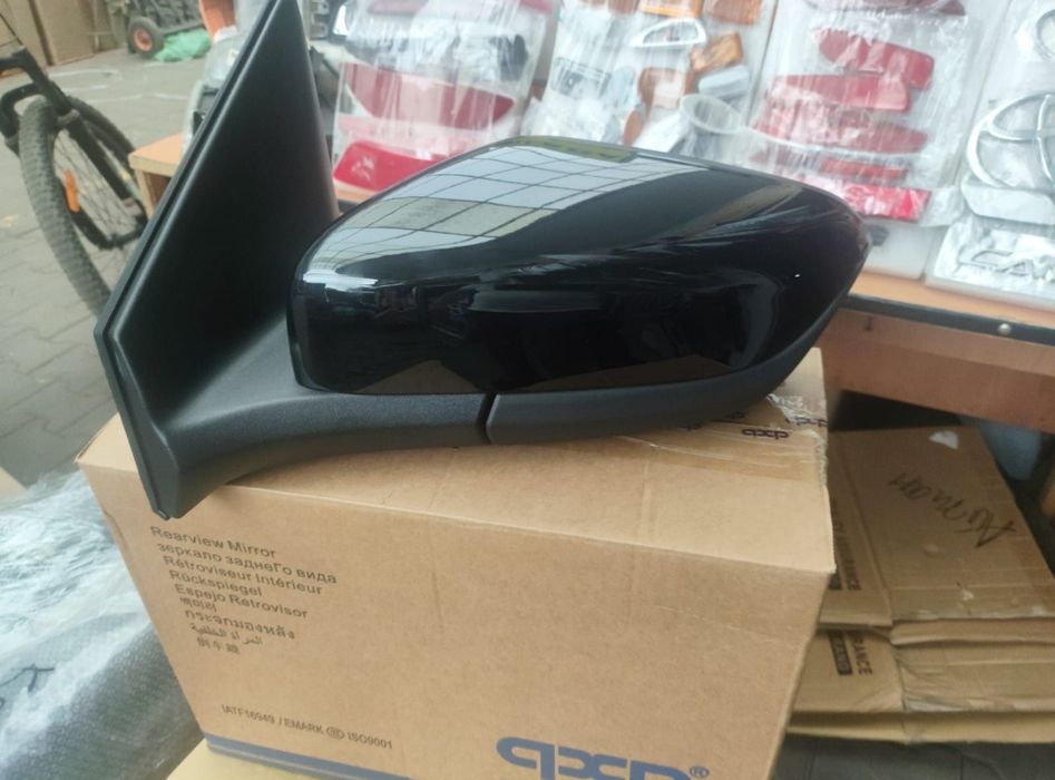 Шевролет ONX боковое зеркало