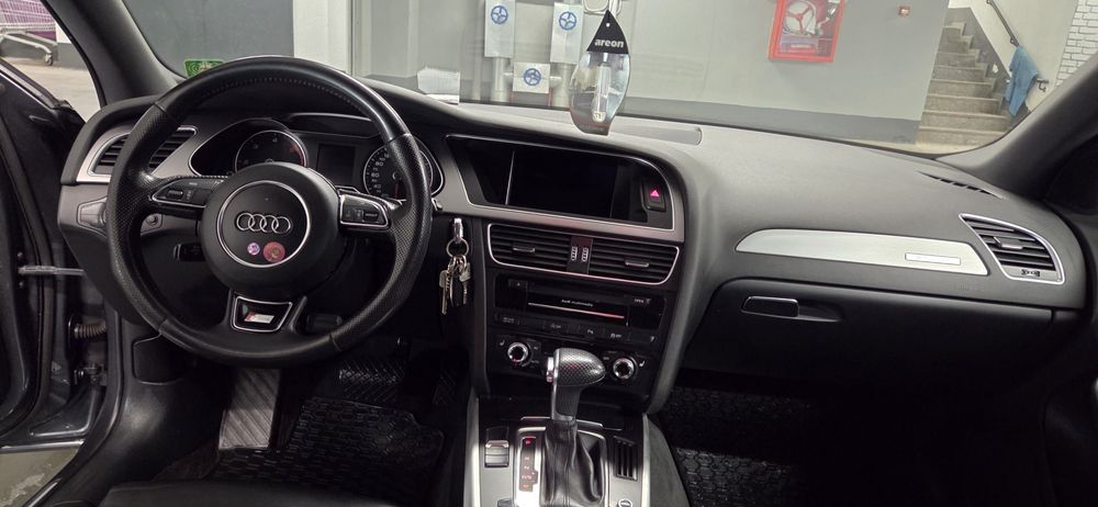 Audi A4 avant , S line// 4×4// masina personala // stare ideala