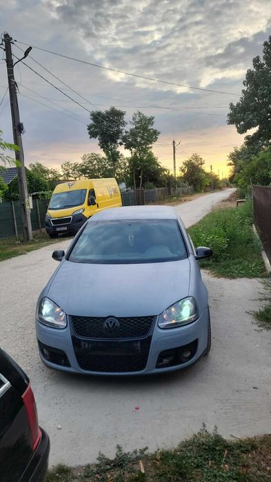 Volkswagen golf 5