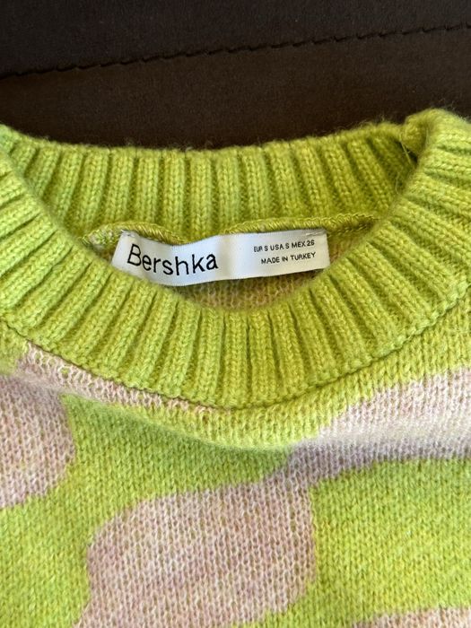Bershka пуловер