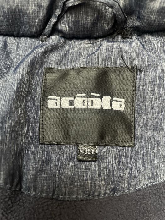 Продам куртку детскую