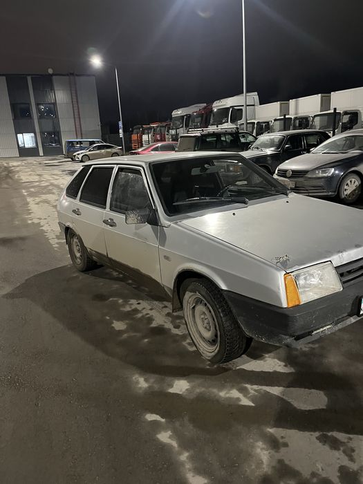 Продам ваз 2109 в хорошем состояни.