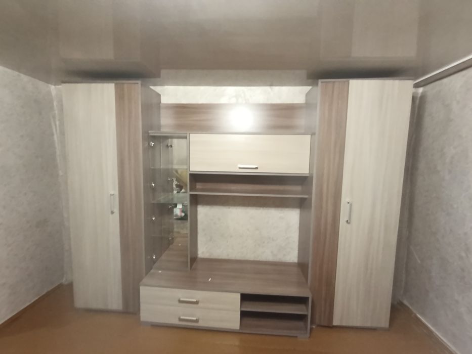 Продам стенку в отличном состоянии