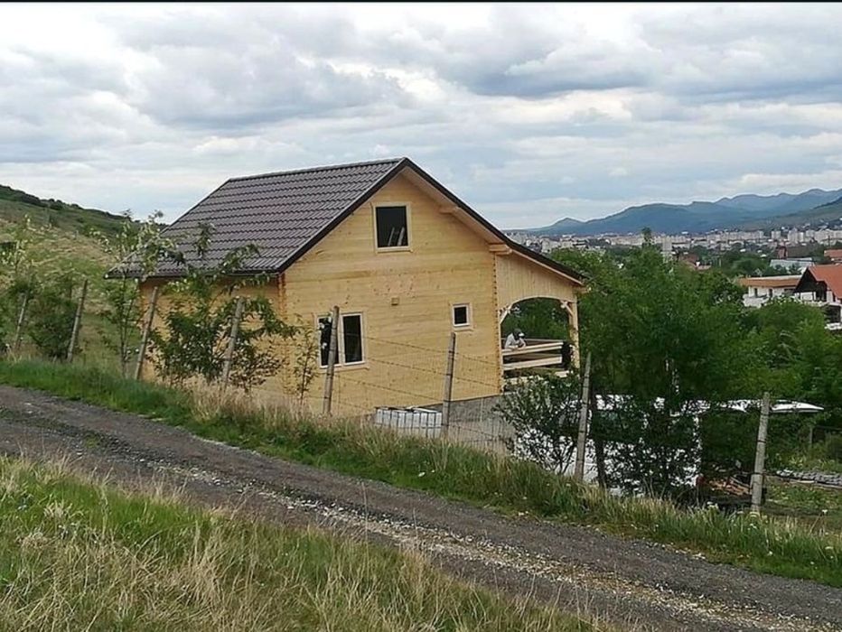 Case modulare din lemn