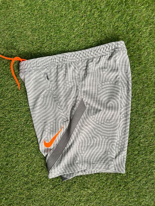 Мъжки къси панталонки : Nike Men's Training Shorts Next Gen Strike Smoke Grey S