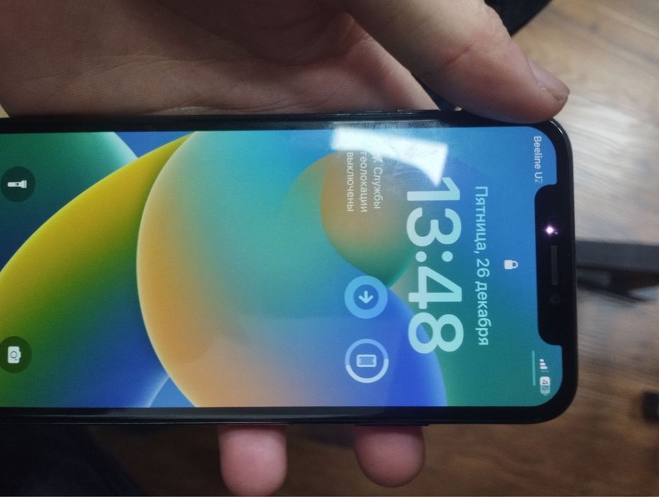 iPhone X srochna sotiladi