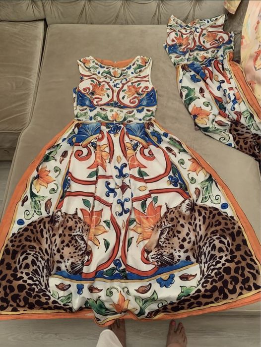 Платье Dolce Gabbana летнее легкое с принтом леопардов