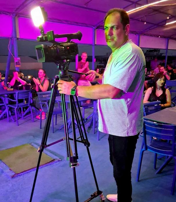 Cameraman~Fotograf Nunți-Botezuri-Majorate-Petreceri !