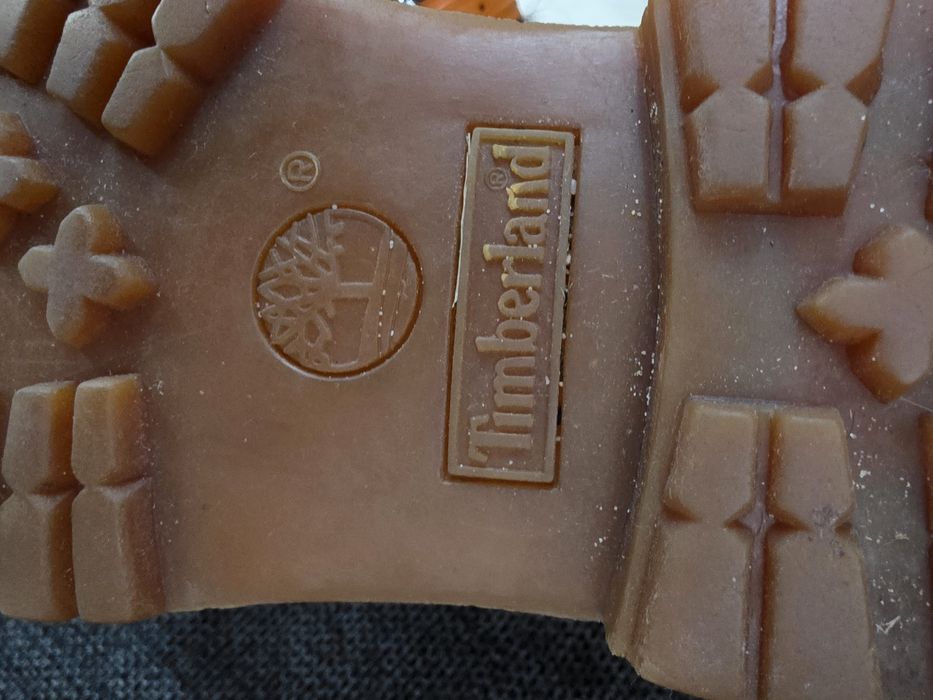 Продавам зимни обувки Timberland