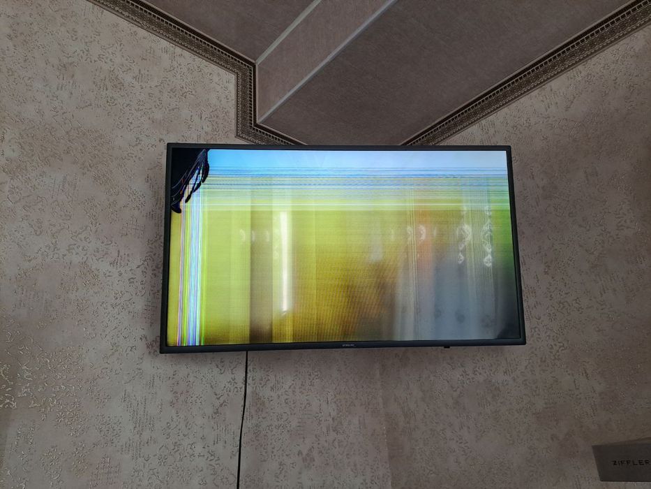 Продам смарт телевизор Самсунг Samsung