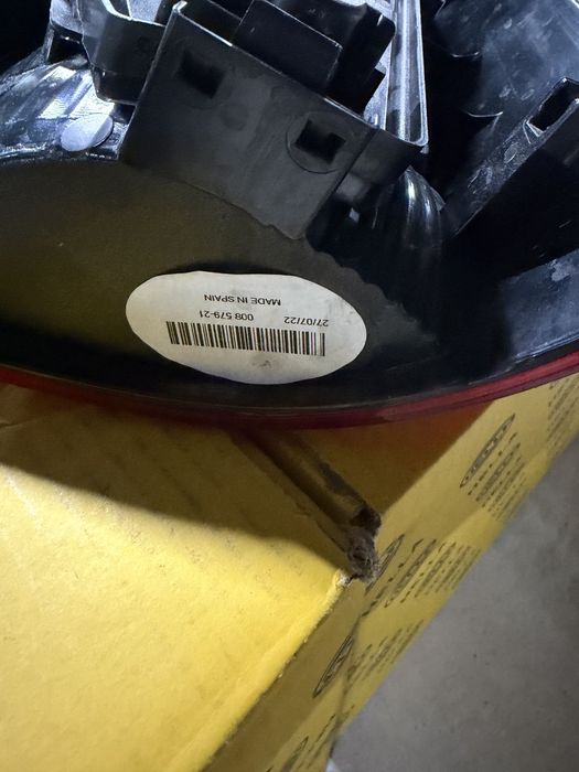 Оригинални стопове Hella за Vw  T5, T6 Transporter