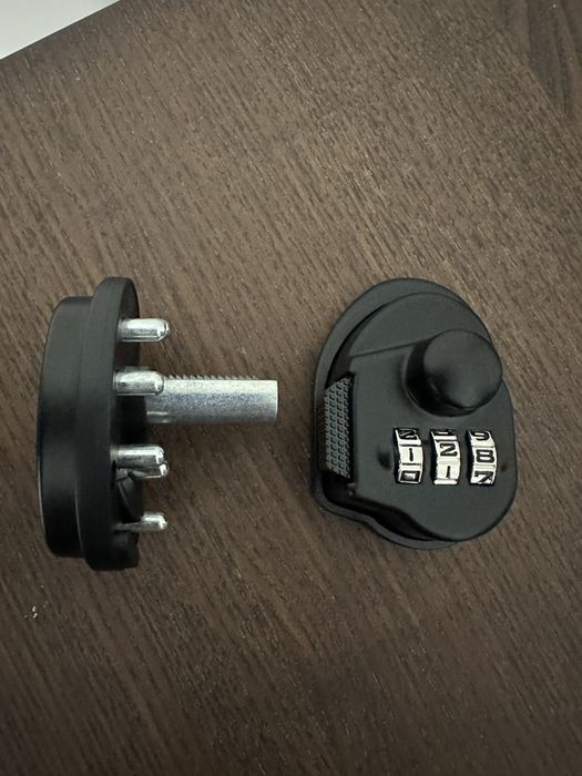 Blocator tragaci pt. arma cu cifru