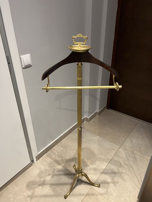 Dressboy от Месинг и Махагон