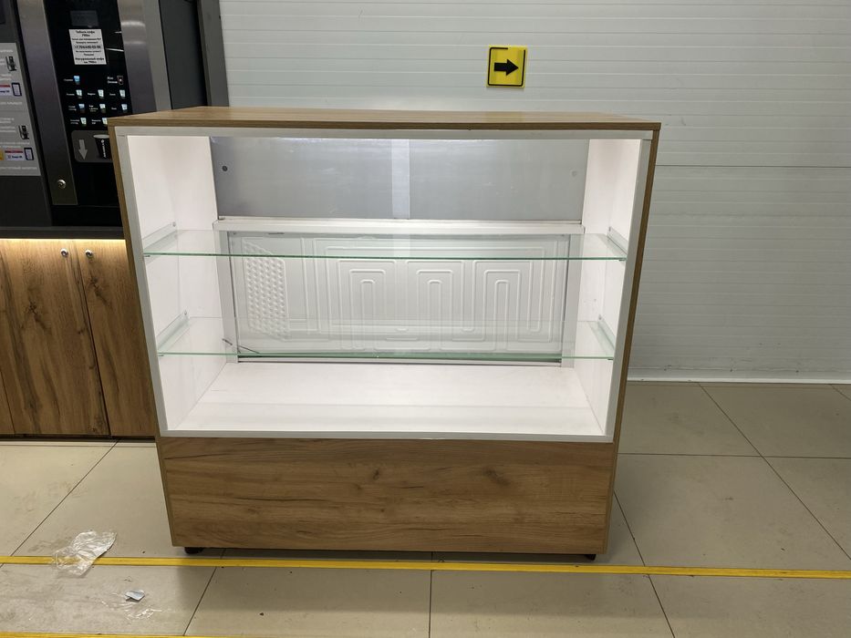 Холодильная витрина