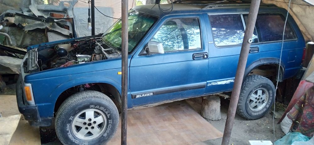 Продам Chevrolet Blazer.