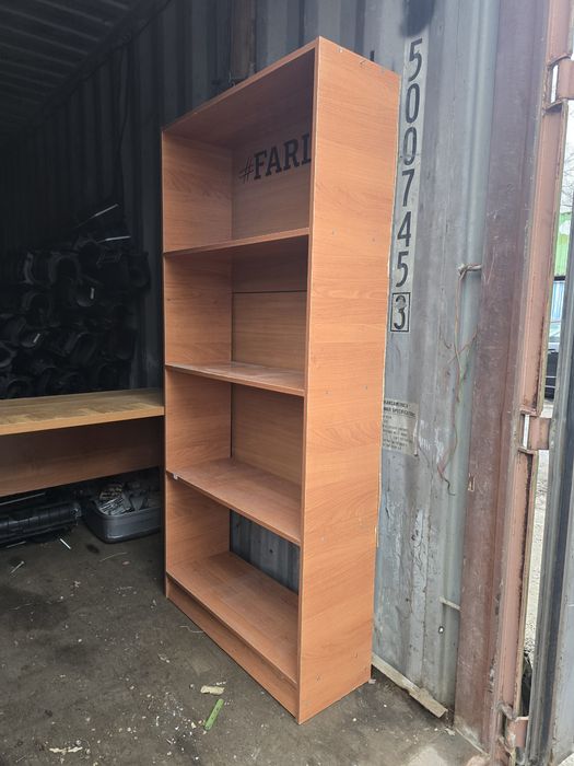 Продам стол офисный