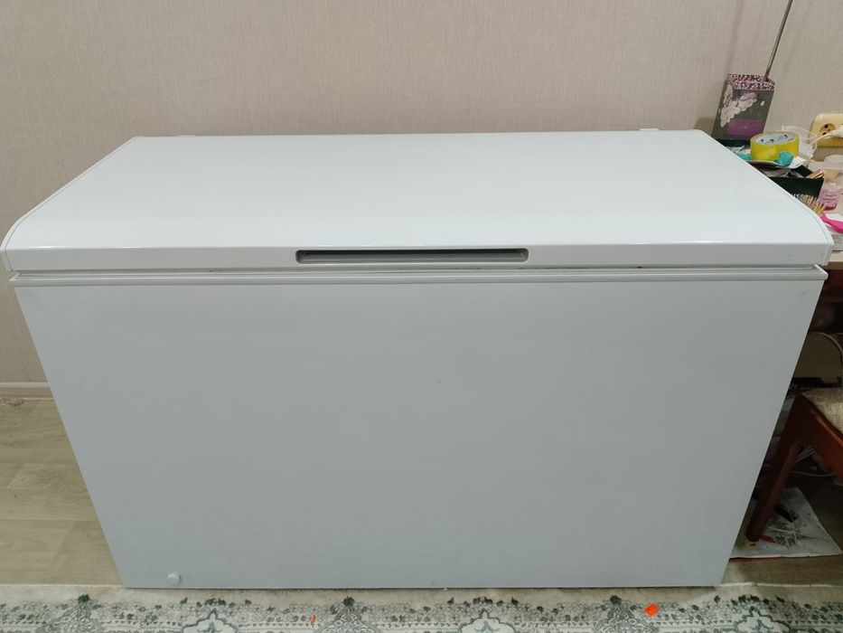 Продам морозильник