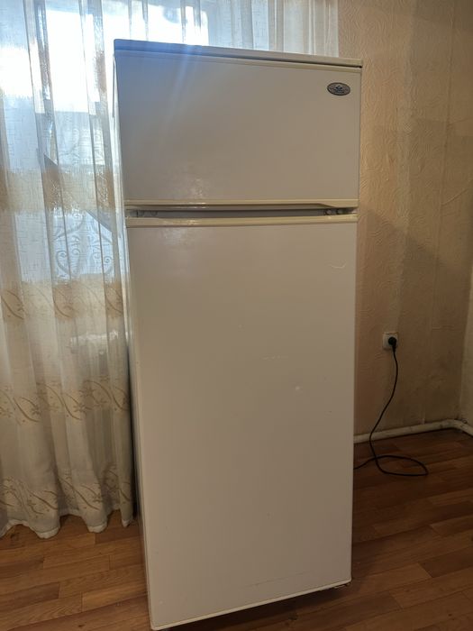 Не болшой Холодильник Атлант