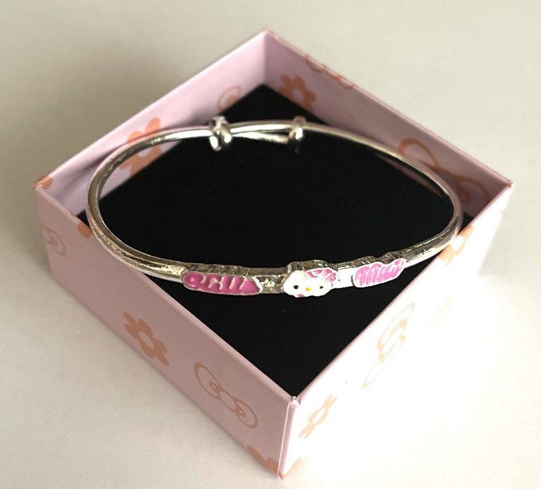 Кулоны и браслеты Hello Kitty в серебристом цвете с кристаллами