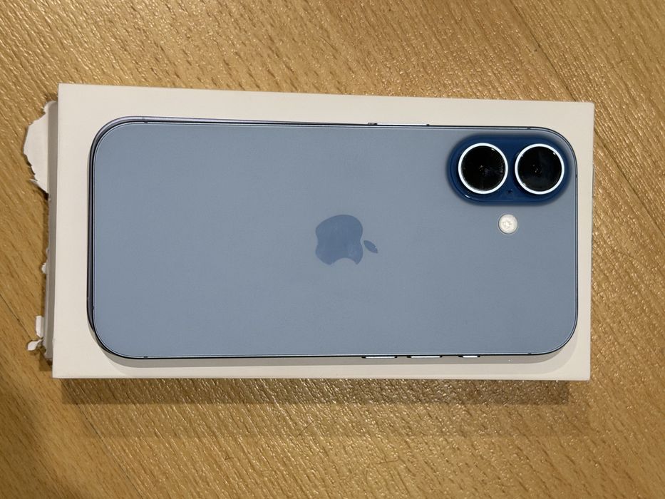 iphone 17 256 с документи и гаранция
