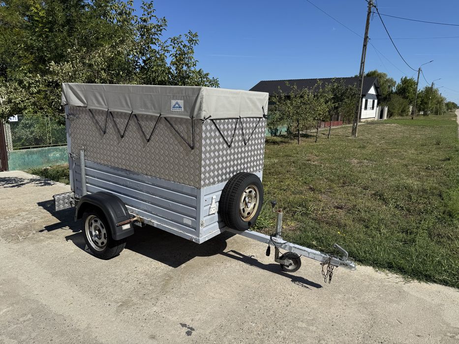 Vand remorca de 750kg