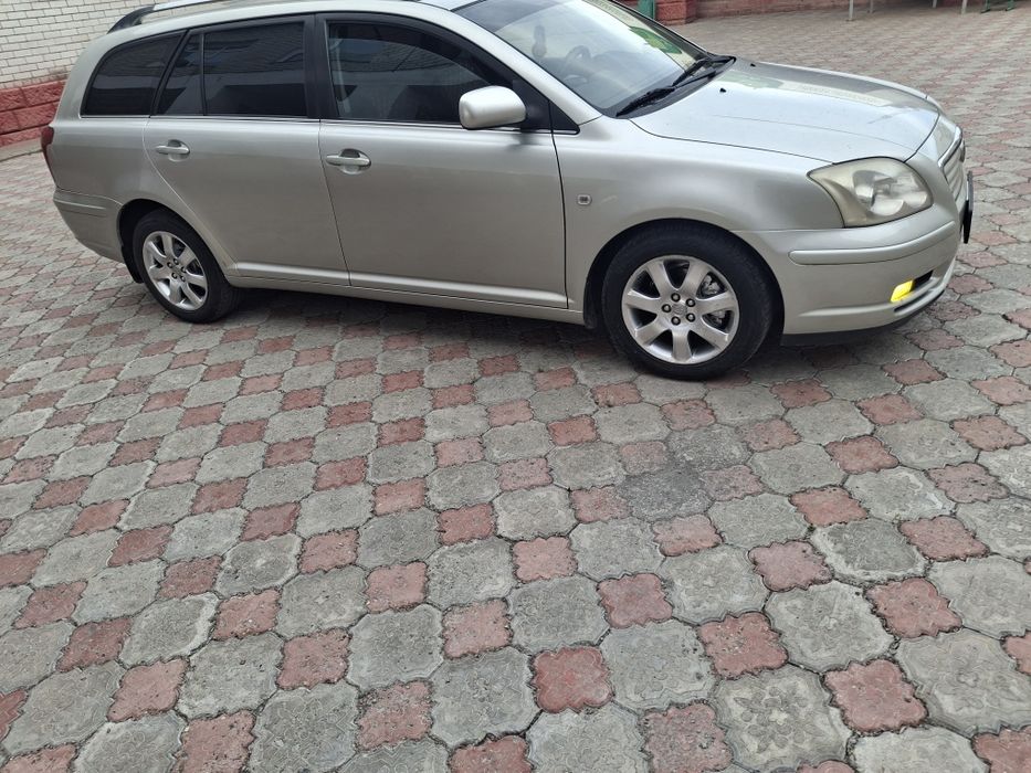 Тойота Авенсис  05г. универсал.