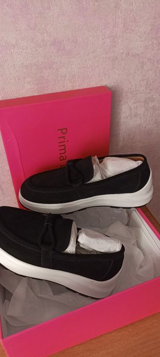 Продам  новые лоферы