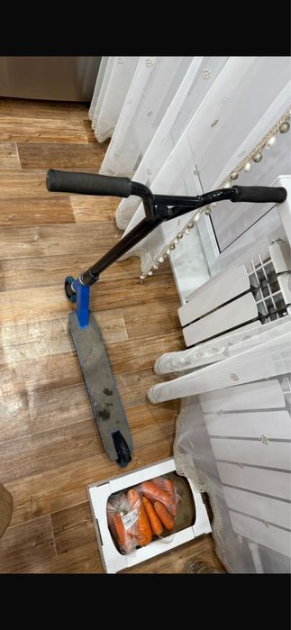 Продаётся самокат NANROBOT