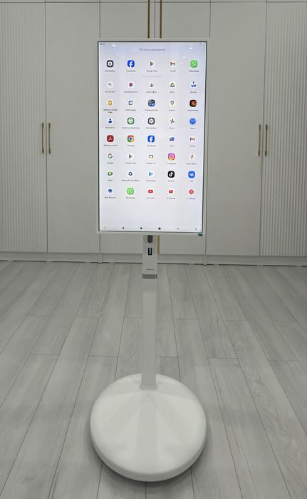 Продам планшет с док станцией  SMARTTECH