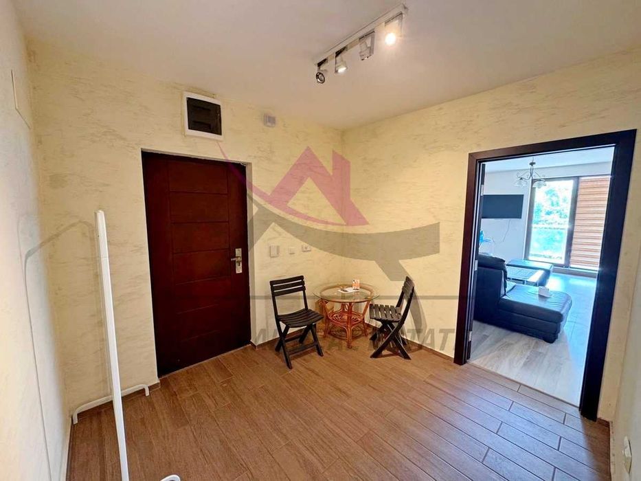 Дава се под наем Тристаен апартамент в Варна, Бриз - 128 кв.м за 1000 € - Снимка #4