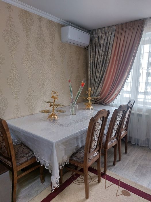 Продам стол со стульями
