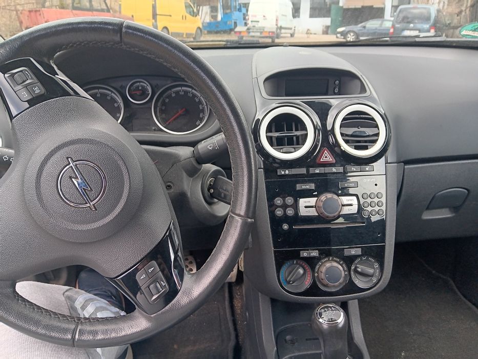 Opel Corsa Roz 2010 Euro 5