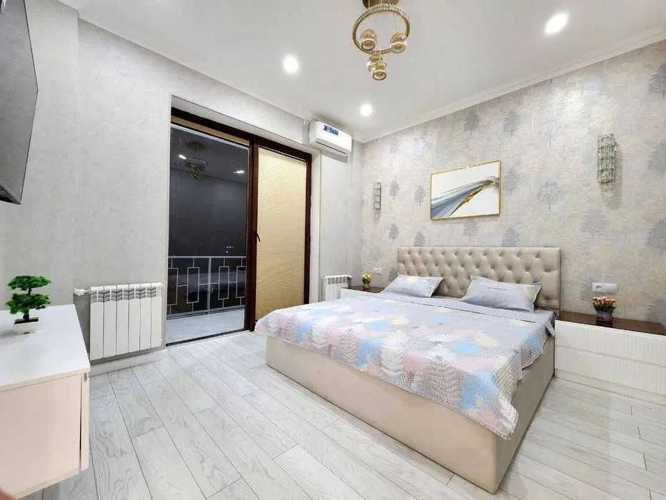 Аренда кв Максим горький  3-комнатная ул Буюк Ипак Йули