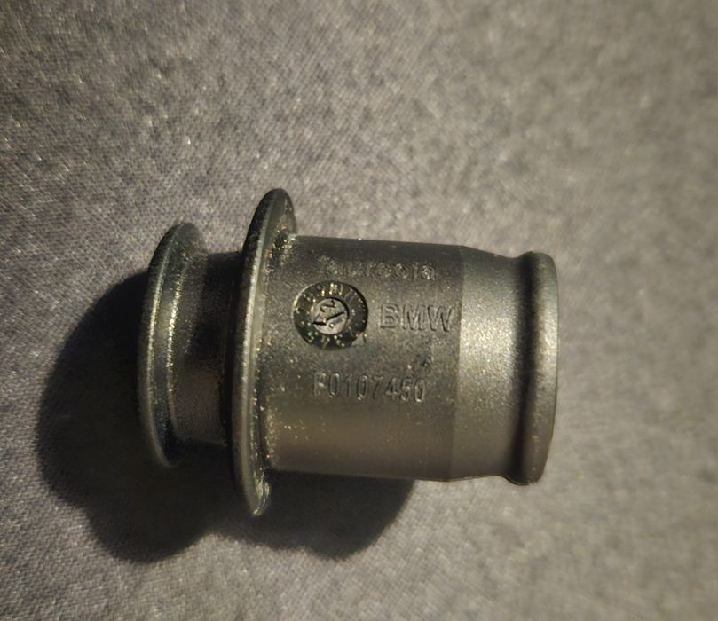 заглушка гнезда прикуривателя бмв