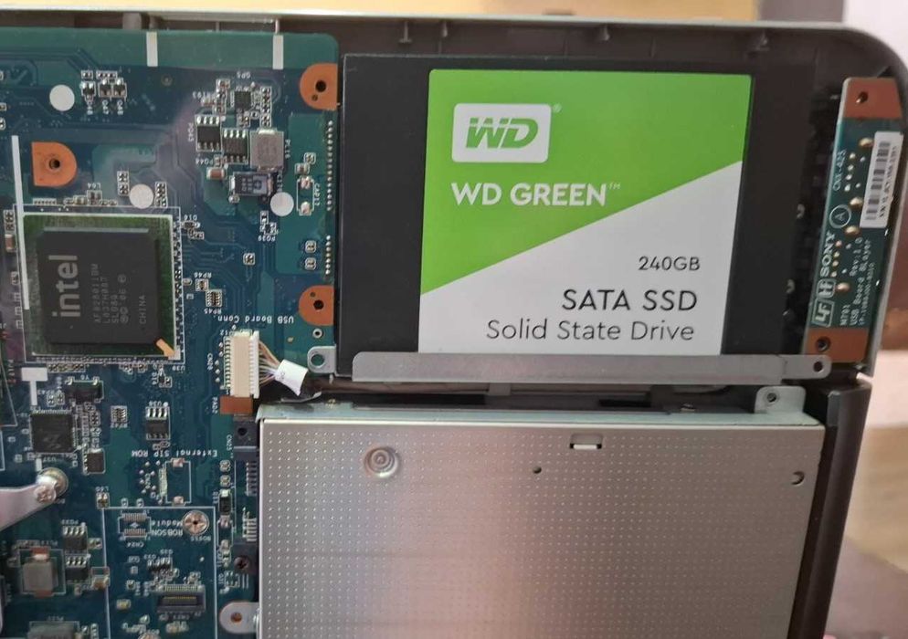 Лаптоп Sony Vaio