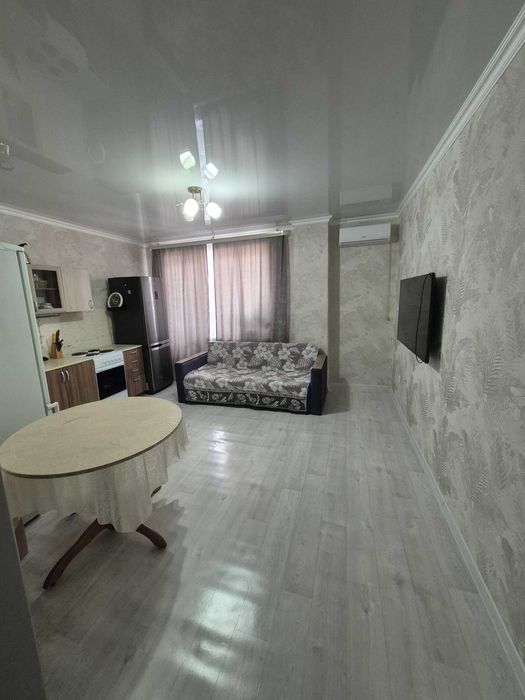 Продаю 2-х ком КВ 8 мкр