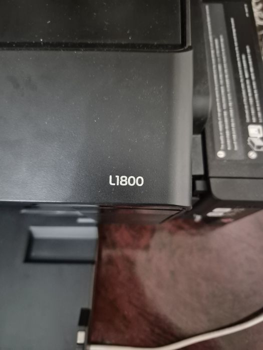 Продаю принтер Epson L1800 — профессиональная печать А3
