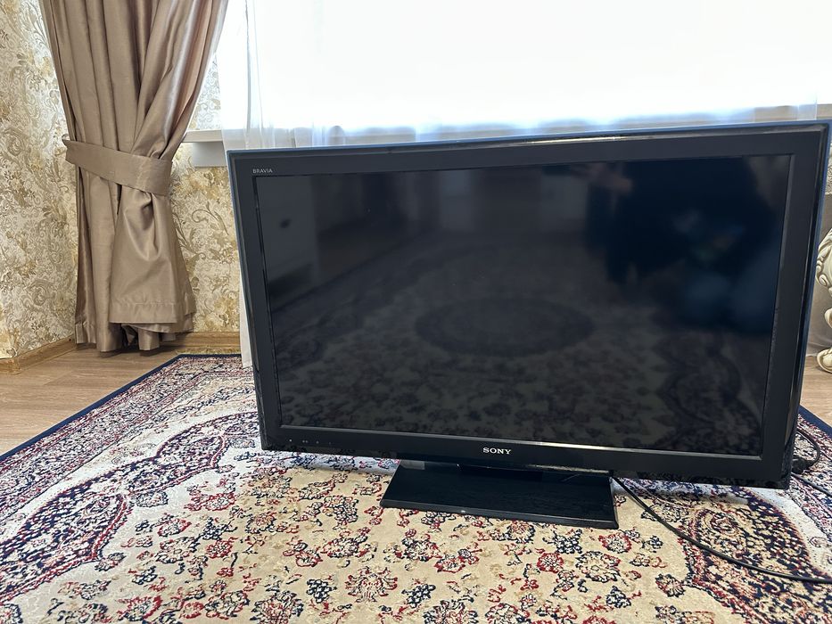 Продаем телевизор Sony