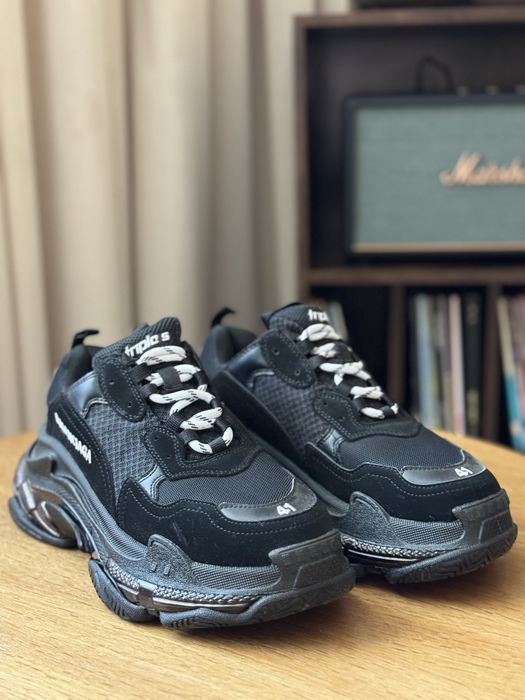 Balenciaga Triple S чёрные