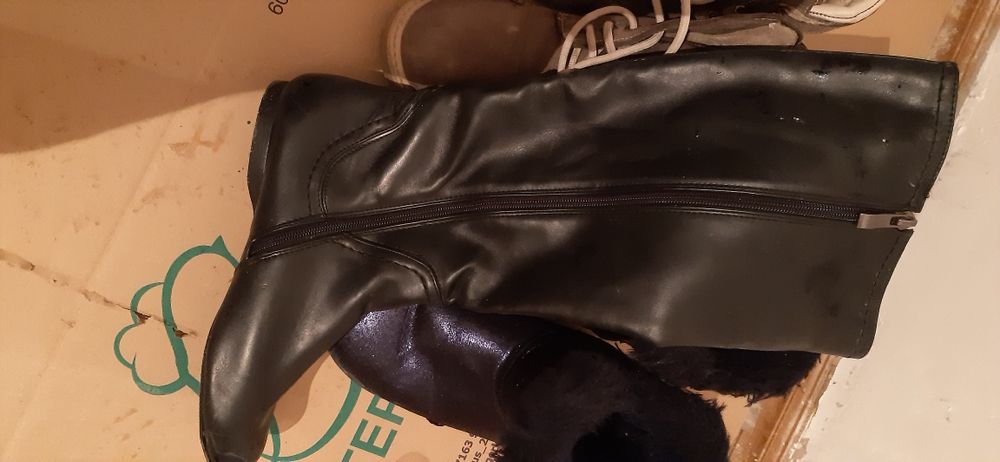 Продам  женские обувь