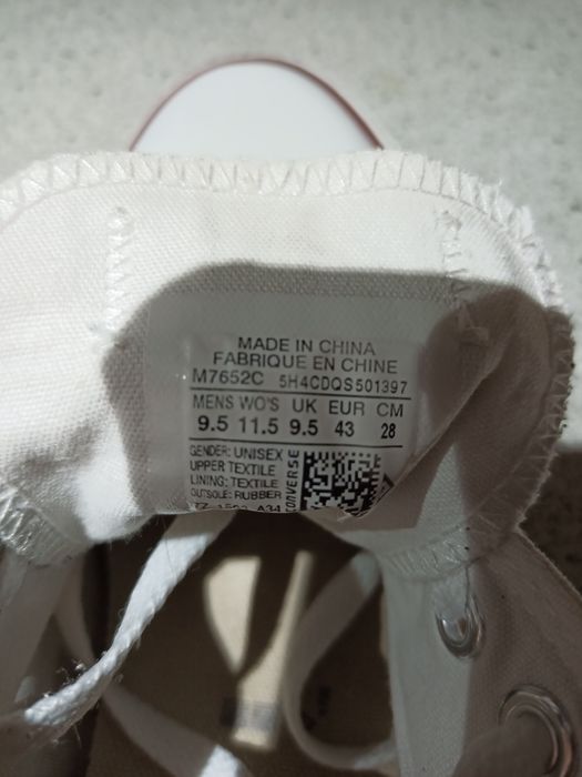 Adidasi,tenisi converse