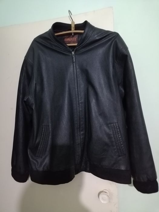 Продам из натуральной кожи.