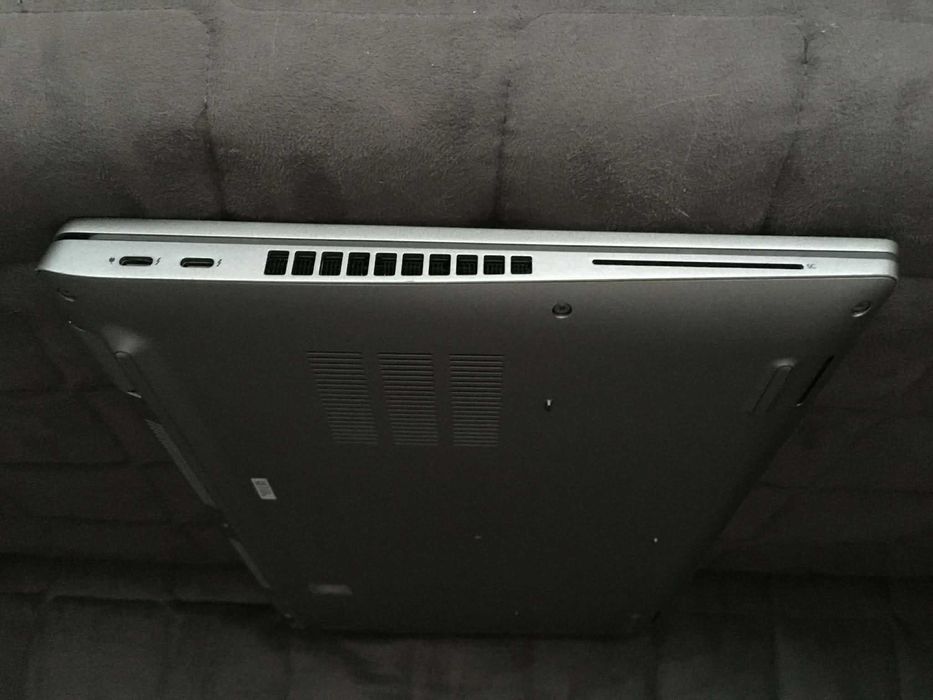 Dell Latitude 5520, Intel i7 1185G7, 16GB Ram si 2 x500 SSD