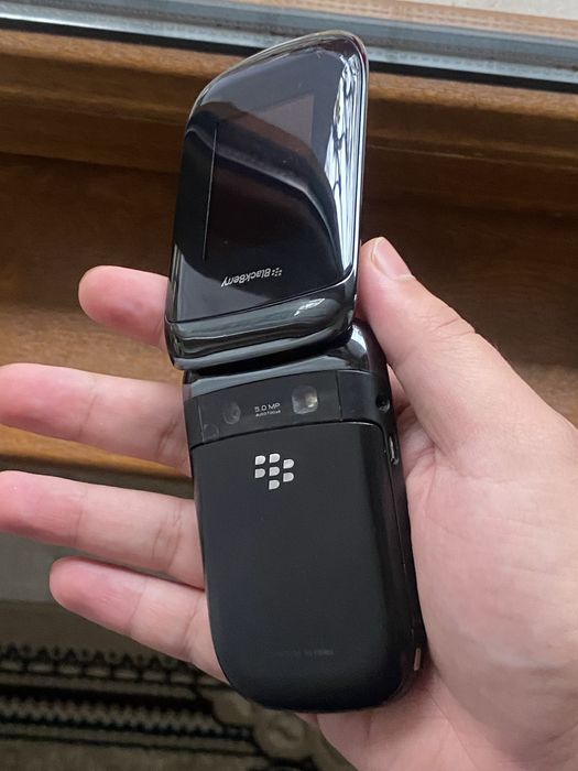 Blackberry 9670 (CDMA) Perfectum Boostmobile