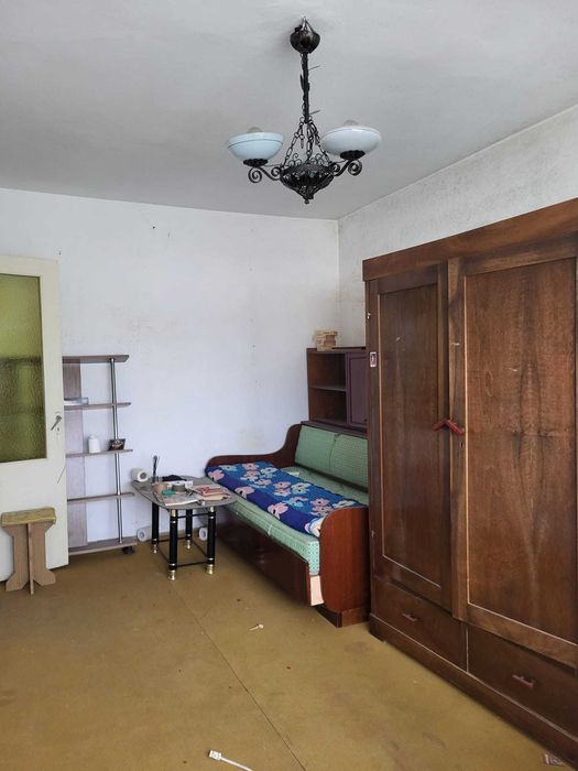 Garsoniera Moreni Dambovita