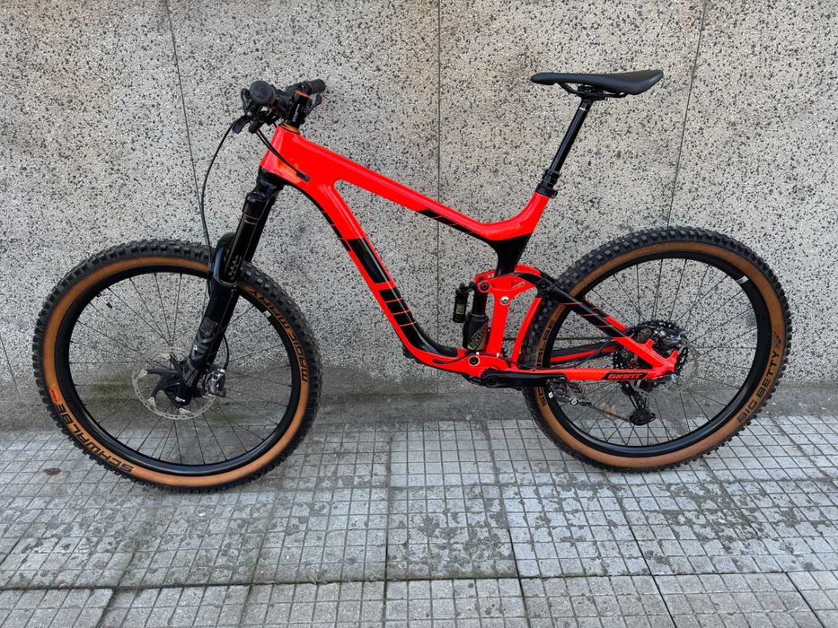 Giant Reign 27,5''Carbon/Shimano Full XT 1x12 /RockShox Lyrik 160mm.