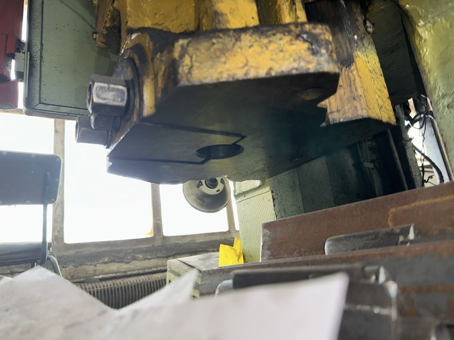 Продам Пресс кривошипный КД2126Е