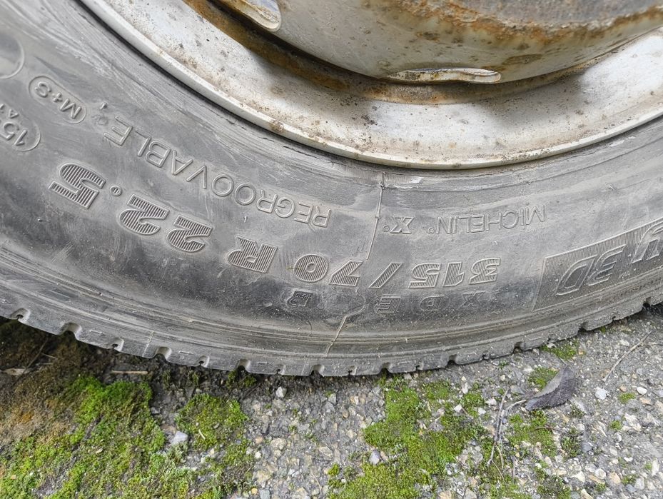 Джанти за камион 4бр 9/22.5" и 4бр 11.75/22.5"