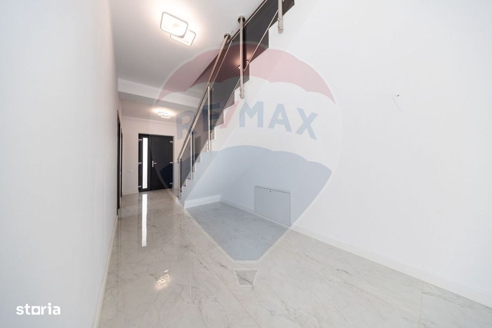 Constructie noua, intabulata, 2 terase, curte, Izvor!